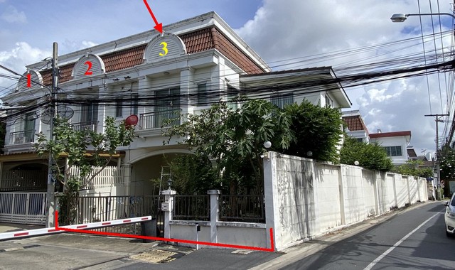 ขายบ้านแฝด 2 ชั้น หมู่บ้าน อลิชา เพลส 2 สุขสวัสดิ์ ซอย ครุใน 3 PKK03-04849