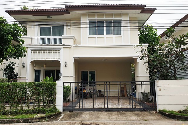 ขายบ้านเดี่ยว  หมู่บ้านเดอะเซ็นโทร รัตนาธิเบศร์ นนทบุรี (PTT00162)