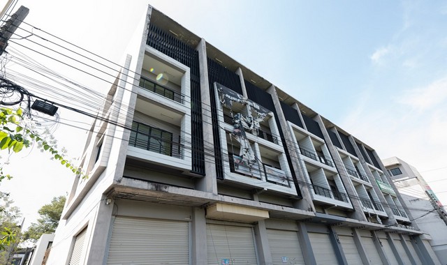 ขายอาคารพาณิชย์ 4 ชั้น หมู่บ้าน ศวรรยา 2 ซอยประชาอุทิศ 90 PKK04-04140