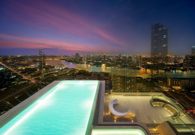 ขายดาวน์!! โครงการ ริธึ่ม เจริญกรุง พาวิลเลี่ยน RHYTHM CHAROENKRUNG PAVILLION คอนโดใหม่ใจกลางเมืองวิวแม่น้ำ ห้องมุม 3 ห้องนอน + 1 ห้องแม่บ้าน 135 ตร.ม. 24 ลบ.