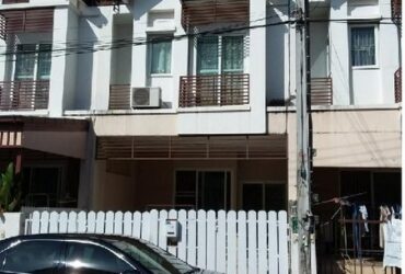 ขายทาวน์เฮ้าส์ 2 ชั้น โครงการ บุณฑริกนิวสไตล์ รังสิต-คลอง4  PSC09758