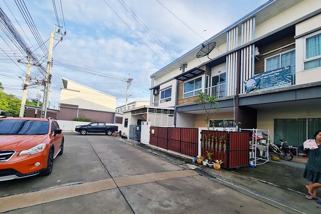 ขายทาวน์เฮ้าส์  หมู่บ้านวิลเลต ไลท์ รัตนาธิเบศร์ นนทบุรี (PTT12770)
