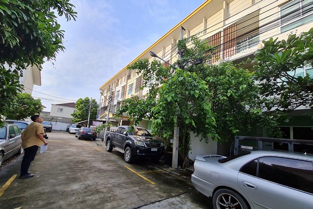 ขายทาวน์เฮ้าส์  หมู่บ้านเทมโป ทาวน์ รัตนธิเบศร์-ไทรม้า นนทบุรี (PTT00151)