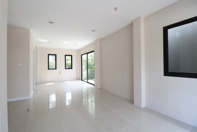 ขายบ้านเดี่ยว แอมมิตี้ บางนา – เทพารักษ์ 56ตร.ว. 3 นอน สภาพดี หลังมุม