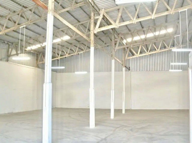 สุวรรณภูมิ 75-105 B-SQM-M บางวัว โลตัส บางปะกง  ให้เช่าโกดัง ถ.บางนา-ตราด 200-2,100ตรม.