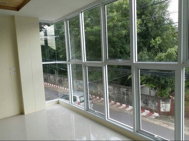 ขาย อาคารพาณิชย์ 4 ชั้น 3 คูหา ทำเลกลางเมือง ขอนแก่น เหมาะสำหรับ ทำ Home Office ,คลินิก ต่างๆ ซอย ต.ตงศิริ  688 ตร.ม เริ่ม ราคา 6,500,000 บาท