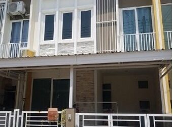 ขายทาวน์โฮม 2 ชั้น โครงการ  โกลเด้นทาวน์ พระราม 2 PSC11075