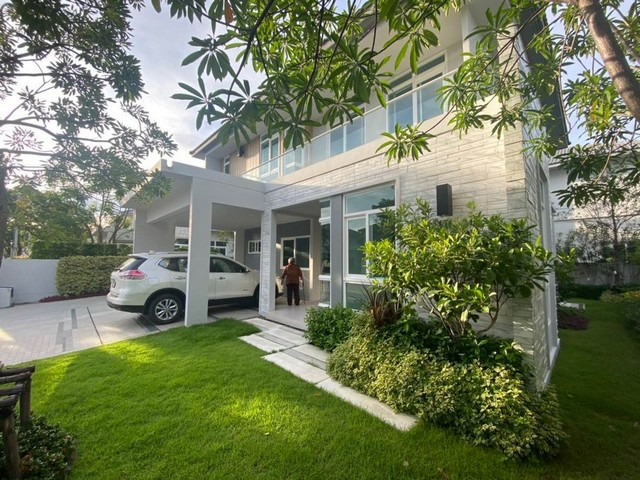 [H284]บ้านเดี่ยว หลังใหญ่ มัณฑนา บางนา-วงแหวน (บางนา-รามคำแหง 2) บ้านเดี่ยวสไตล์โมเดิร์น