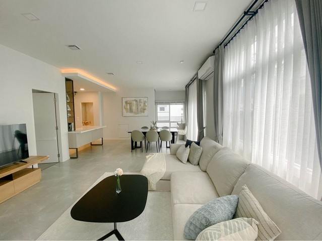 [H284]บ้านเดี่ยว หลังใหญ่ มัณฑนา บางนา-วงแหวน (บางนา-รามคำแหง 2) บ้านเดี่ยวสไตล์โมเดิร์น