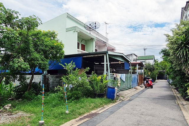 ขายทาวน์เฮ้าส์ 2 ชั้น ถนนเพชรเกษม ย่านหนองแขม PTT12196