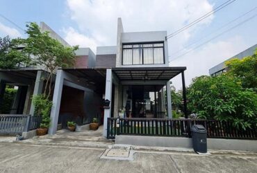 ขายบ้านแฝดโครงการเดอะซีซั่น ถนนเพชรเกษม ย่านหนองแขม PTT12765