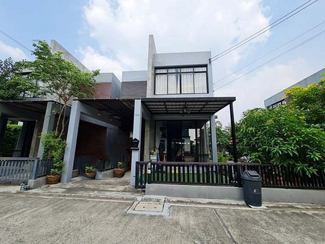 ขายบ้านแฝดโครงการเดอะซีซั่น ถนนเพชรเกษม ย่านหนองแขม PTT12765