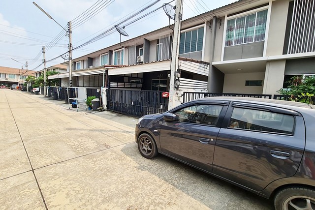ขายทาวน์เฮ้าส์    หมู่บ้านพฤกษาวิลล์ 79 ปทุมธานี  (PTT00255)