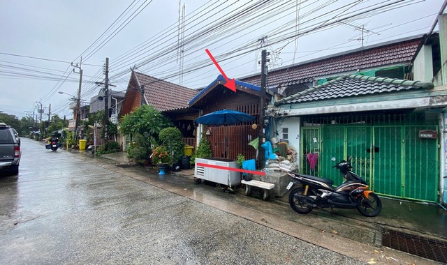 ขายทาวน์เฮ้าส์   หมู่บ้าน พรสว่างนิเวศน์ สมุทรปราการ (PKK03-05056)