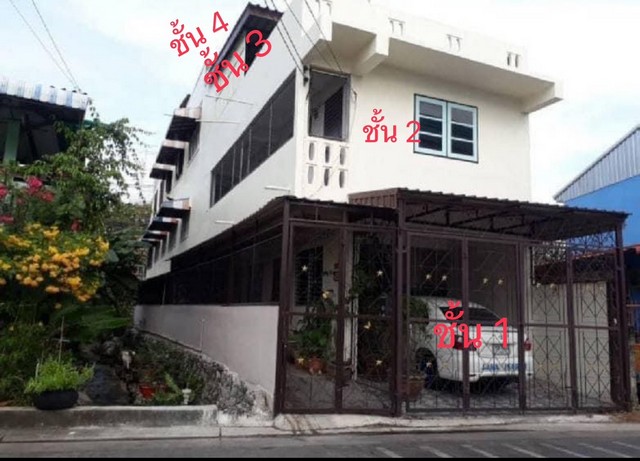 ขายอาคารพาณิชย์ 3 ชั้นครึ่ง ด้านหน้าติดถนนสุขุมวิท  ด้านหลังติดซอยหลังบ้านกำนัน  อ.เมือง จ.ชลบุรี