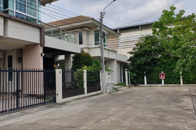 ขายบ้านเดี่ยวหมู่บ้านพันนารายณ์ ถนนพระราม 2 บางขุนเทียน PTT00107