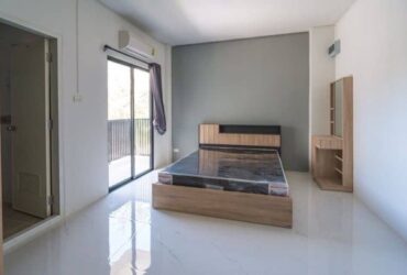 ถูกที่สุดใน3โลก 36ห้อง 5ชั้น ไม่เคยอยู่ ให้เช่าอาคาร นาคนิวาส 4-10 MRT ลาดพร้าว 1,398 ตรม.