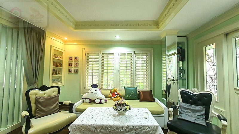 ขายที่ดินเปล่าพร้อมบ้านเดี่ยว 2หลัง  จอดรถได้ 12คัน ถนนเเจ้งวัฒนะ-ปากเกร็ด ปากเกร็ด นนทบุรี