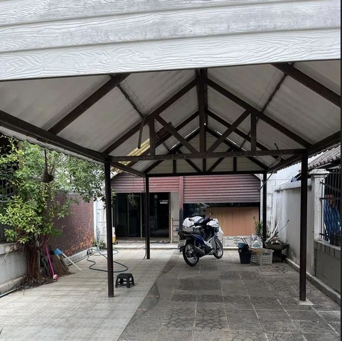 [H301]ทาวน์โฮม 3 ชั้น รามอินทรา61  หมู่บ้านสวัสดิการนายทหาร ใกล้ทางด่วนเอกมัย -รามอินทรา และรถไฟฟ้าสายสีชมพู