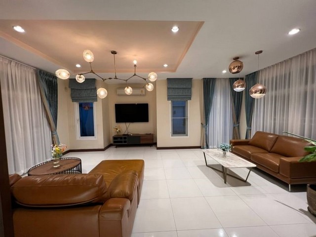 [H304]บ้านเดี่ยว หลังใหญ่ พร้อมสระว่ายน้ำ ย่านลาดพร้าว  **ไม่รับเอเจ้น ** ไม่รับโค **