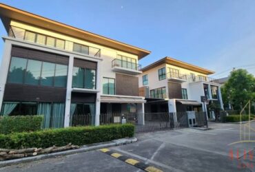 RH022923 ให้เช่าบ้านเดี่ยวสุดหรู โมเดิร์น 3 ชั้น Lumpini Suanluang Rama 9