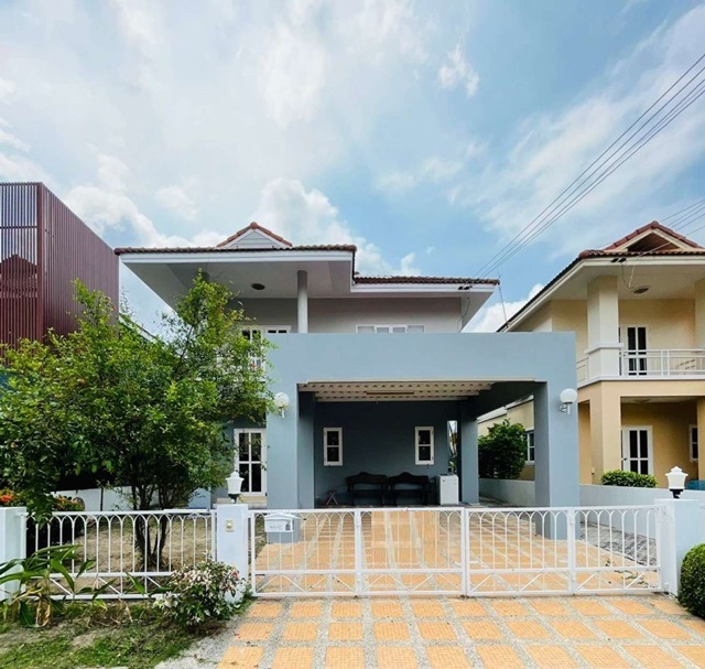 ระยอง มาบตาพุด ให้เช่าบ้านเดี่ยวใหม่ ถูกที่สดใน 3โลก ถ สุขุมวิท 60ตรว. โรบินสันบ้านฉาง  150 ตรม. 2 ชั้น แอร์3 2-4คัน เทสโก้โลตัส