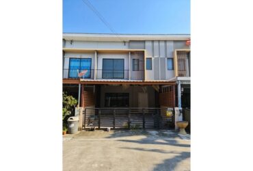 ขายทาวน์โฮม 2 ชั้น หมู่บ้านเดอะคอนเนค 27 ซ.เฉลิมพระเกียรติ ร.9 ซอย67 PTT00251