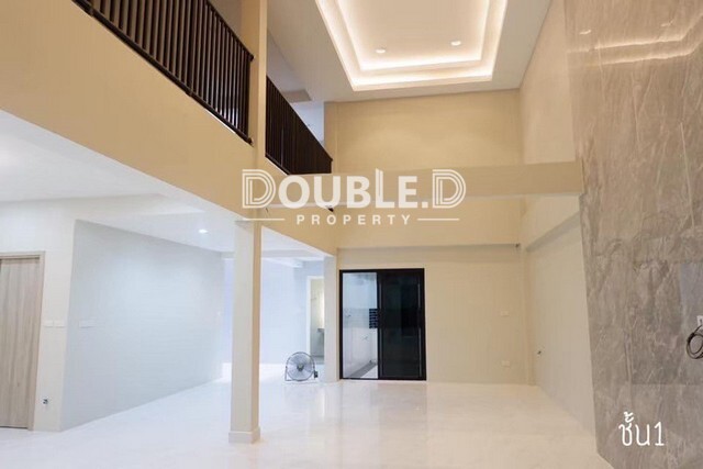 ทาวน์โฮม 4 ชั้นหมู่บ้านโอสิริ ซอยเจริญราษฎร์ ขายราคา 17.5 ล้านบาท สนใจติดต่อ 082-626- 8246