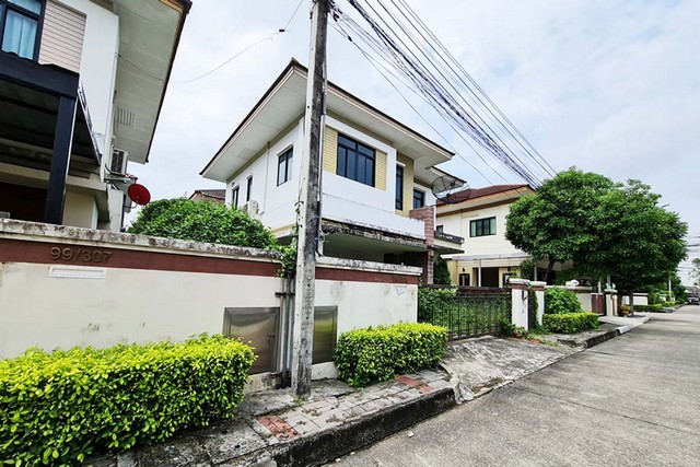 ขายบ้านเดี่ยว หมู่บ้านเศรษฐศิริ วงแหวน-สุขาภิบาล 2 ซอย 40 ถ.เสรีไทย PTT12082