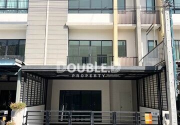 ขาย ทาวน์โฮม 3 ชั้น The connect Up3 เฉลิมพระเกียรติ ราคา 4 ล้านบาท ติดต่อ 082-6268246