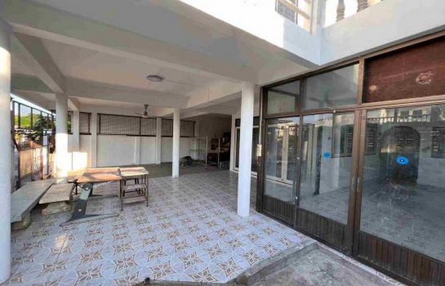 [H309]บ้าน หลังมุม หมู่บ้านชุมชนเภสัช รามอินทรา67 เข้าออกได้หลายเส้นทาง ทั้ง รามอินทรา วัชรพล และเลียบทางด่วน ใกล้รถไฟฟ้าสายสีชมพู ทางด่วน