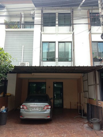 [H311]ทาวน์โฮม 3 ชั้น อารียาโมวา ลาดปลาเค้า ลาดพร้าว ใกล้เลียบทางด่วนรามอินทรา เกษตร-นวมินทร์ เซนทรัลอีสต์วิลล์ สตรีวิทย์2 เดอะคริสตัล CDC