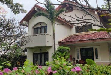 ขายบ้านหรูบรรยากาศรีสอร์ท 2หลัง พร้อมสวนส่วนใหญ่ตัว กลางใจเมือง สงบ ร่มรื่น จอดรถได้12คัน ใกล้สนามบินดอนเมือง ใกล้ศูนย์ราชการ ใกล้สถานีรถไฟฟ้า ถนนแจ้งวัฒนะ-ปากเกร็ด17