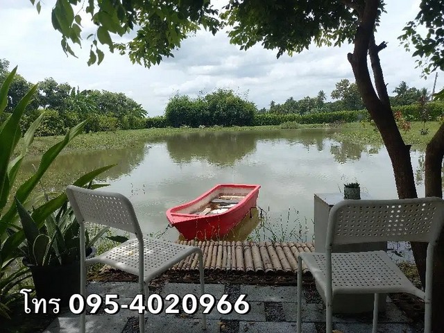 ขายบ้านพร้อมที่ดิน พร้อมสระว่ายน้ำ 5 ไร่ 40 ตรว. ตกแต่งพร้อม เดินทางสะดวก เหมาะทำรีสอร์ท ในสุพรรณบุรี
