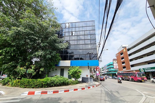 ขายอาคารสำนักงาน ธนาคาร แฮปปี้แลนด์สาย 1, บางกะปิ PTT12695