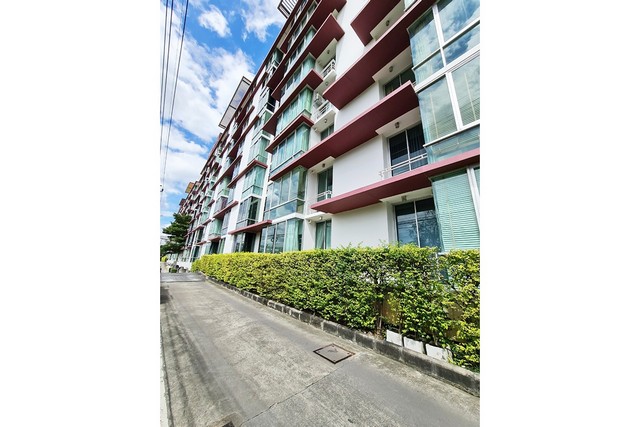ขายคอนโอ ชั้น 3 อาคาร D  โครงการดิ ไอริส พระราม 9-ศรีนครินทร์ PTT12462