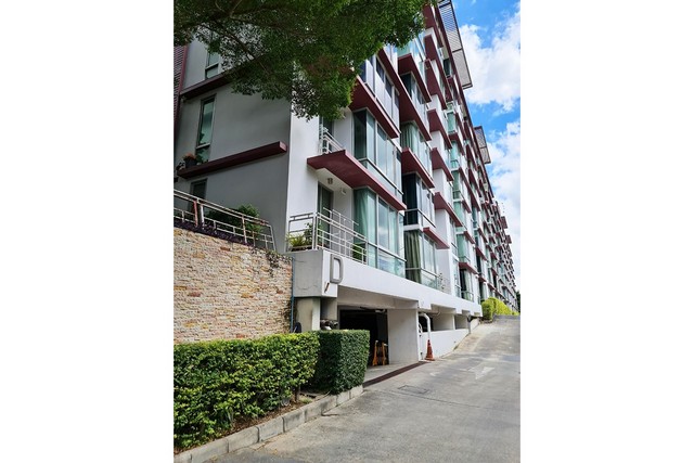 ขายคอนโอ ชั้น 3 อาคาร D  โครงการดิ ไอริส พระราม 9-ศรีนครินทร์ PTT12462