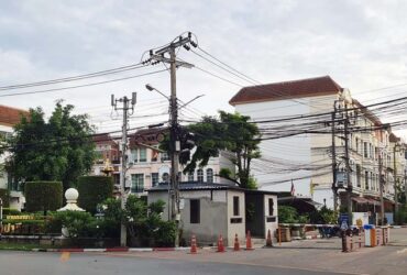 ขายทาวน์โฮมหมู่บ้านปารีส-รัชวิภา ย่านจตุจักร PTT11960