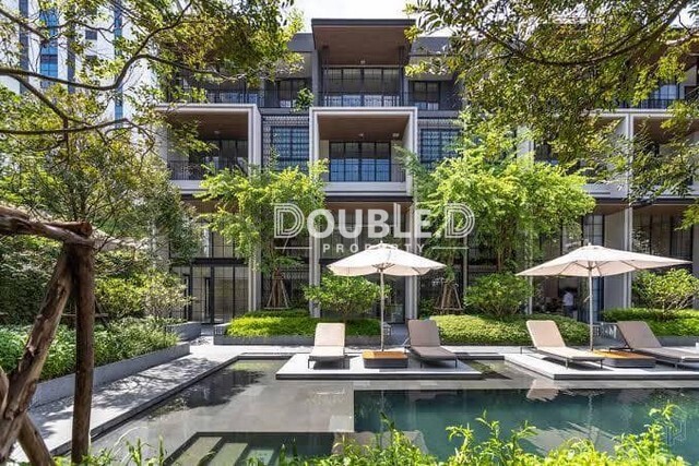 TownHome Quarter 31 MRT Phetchaburi rent 250k Tel : 082-626-8246