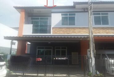 ขายทาวน์โฮม 2 ชั้น โครงการ ทรัพย์รุ่งเรืองซิตี้2 อมตะ-พานทอง ชลบุรี  PSC09678