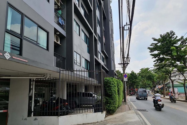 ขายห้องชุด ชั้น 3 โครงการ บี รีพลับบลิค สุขุมวิท 101/1 PTT12835