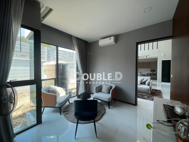 Artique Ramkhamhaeng 4 bedrooms BTS Meenpatthana sale 29 mb Tel : 082-626-8246