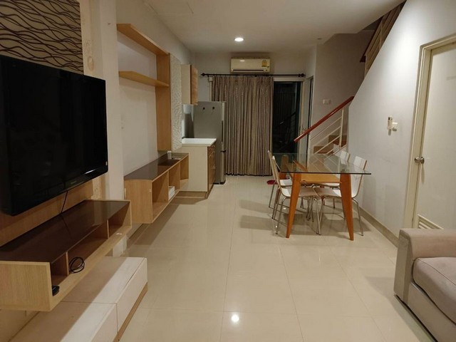 [H319]บ้านว่างให้เช่า ทาว์นโฮม 3 ชั้น บ้านกลางเมืองเดอะปารีส กรุงเทพกรีฑา7 สามารถทะลุรามคำแหง60 ใกล้รถไฟฟ้า, แอร์พอตลิ้ง, ทางด่วนพระราม9