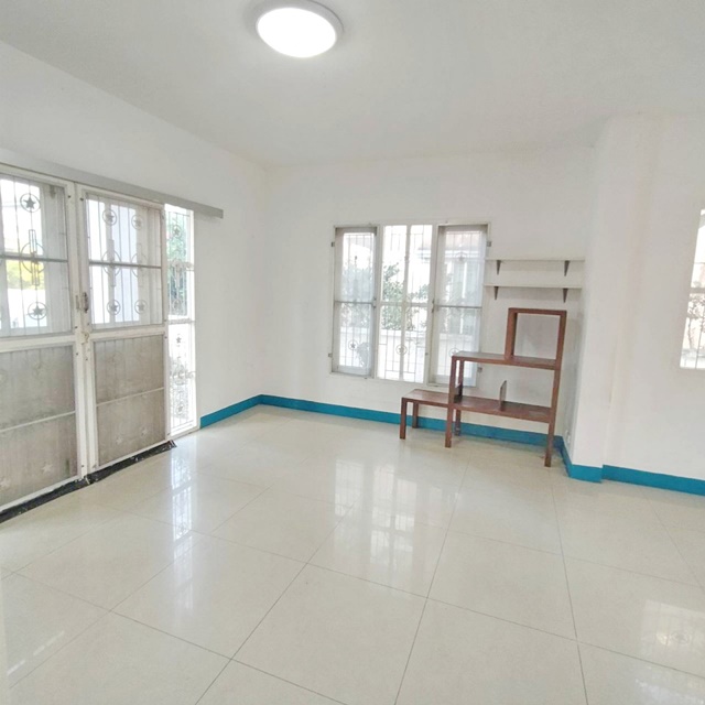 คลองตำหรุ 2น้ำ 180 ตร.ม. รพ. จุฬารัตน์ 3 แพรกษา บางพลี กิ่งแก้ว บ้านเดี่ยวให้เช่าด่วน 3 นอน 55ตรว.