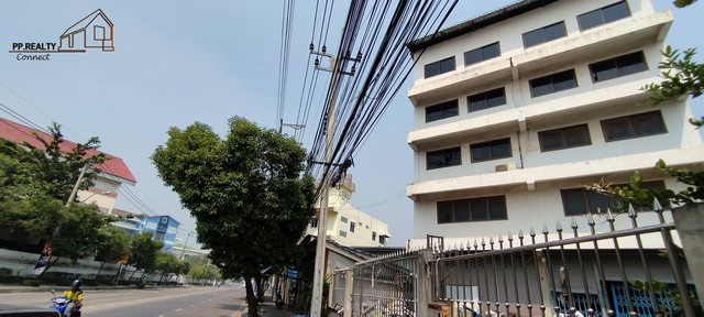 ขายอาคารพาณิชย์ 4 ชั้น เยื้องสารสาสน์ประชาอุทิศพิทยาคาร ประชาอุทิศ 90 เหมาะเปิดกิจการ สำนักงาน ค้าขาย