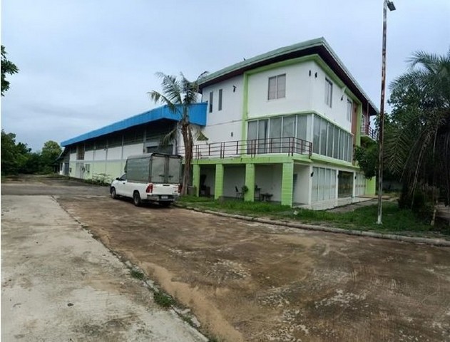 ขายบ้านพร้อมอาคารโกดังโรงสูบน้ำ เนื้อที่ 13-1-70 ไร่ ราชบุรี PSC10348