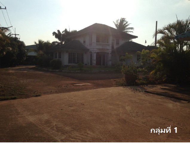 ขายบ้านเดี่ยว พร้อมสิ่งปลูกสร้างโกดังสินค้า เนื้อที่รวม 13 ไร่  ฉะเชิงเทรา PSC10248