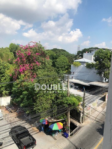 ขายที่ดิน 199 ตร.วา ย่านนางลิ้นจี่ พระราม 3 ราคา 77.2 ล้านบาท Tel : 082-626-8246