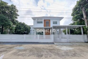 ทาวน์โฮมปิยวรารมย์3 ซอยบ้านกล้วยไทรน้อย ขาย 3.9 ล้านบาท Tel : 082-626-8246