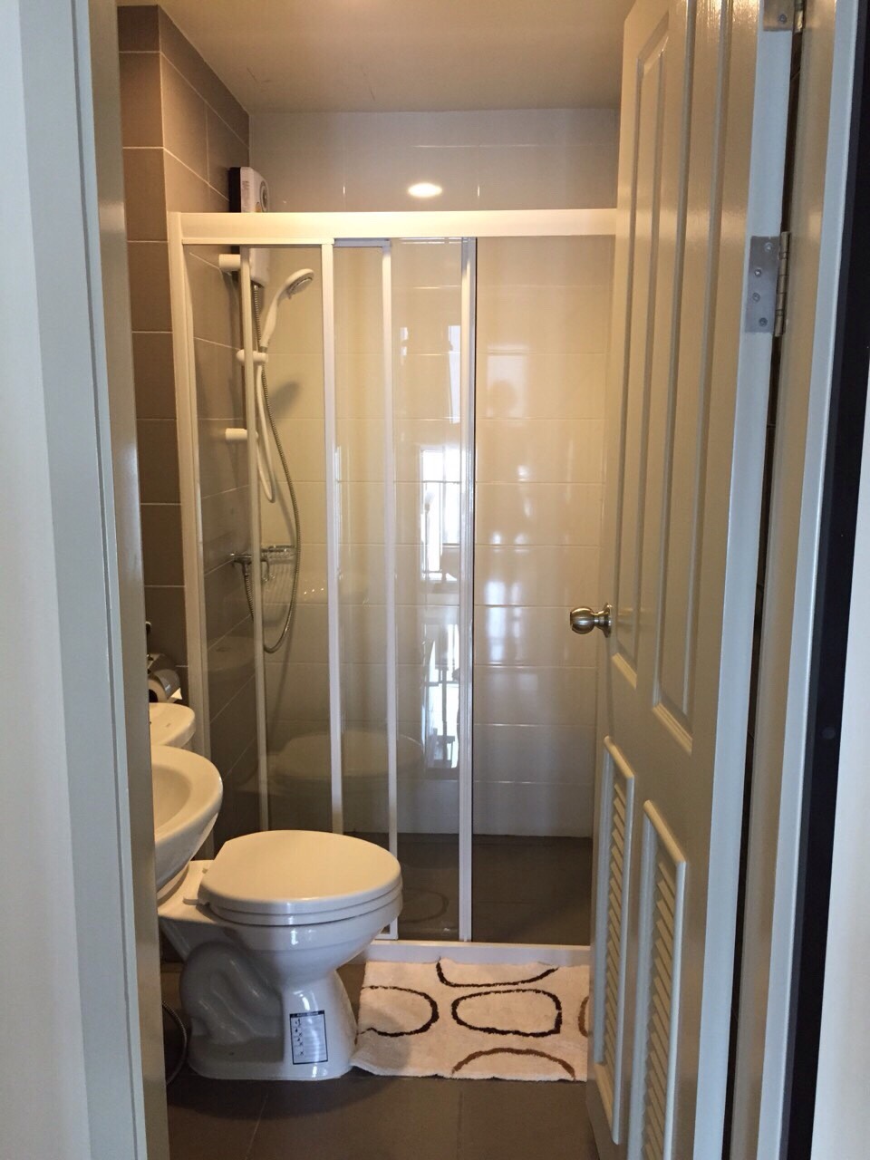 Condo. B Loft Lite Sukhumvit 115 บี ลอฟท์ สุขุมวิท 115 26SQ.METER  1500000 BAHT. NEW!! ห้องแต่งพร้อมอยู่
